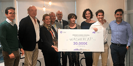ABANZA wins the National «Everis Innovation Award” among more than 700 projects! In November ABANZA will participate in the International Final
